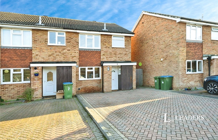 3 bedroom semi detached to rent - Egmont Road, Walton-on-Thames, Surrey, KT12