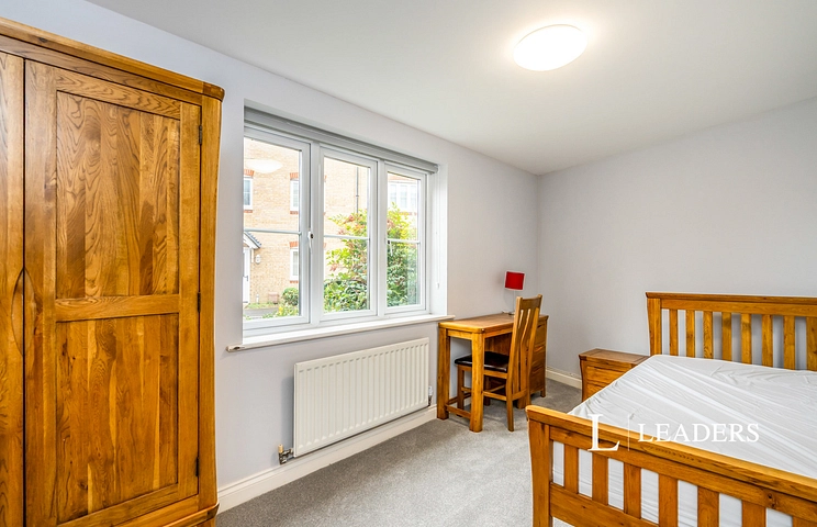 property to rent - Baxendale Road, Chichester, West Sussex, PO19