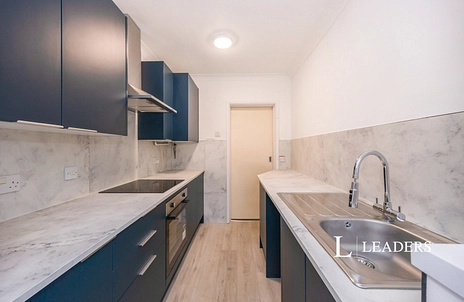 3 bedroom house to rent - Invergordon Avenue, Drayton, Portsmouth, Hampshire, PO6 - Property View 2