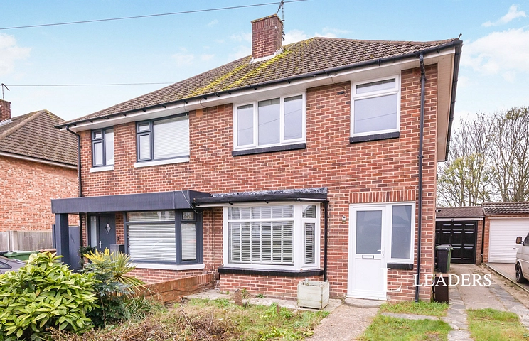 3 bedroom house to rent - Invergordon Avenue, Drayton, Portsmouth, Hampshire, PO6