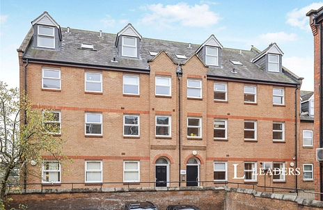 2 bedroom apartment to rent - St. Peters Gardens, Marefair, Northampton, Northamptonshire, NN1 - Property View 3