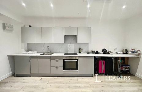 2 bedroom apartment to rent - Cornwalls Meadow, Buckingham, Buckinghamshire, MK18 - Property View 2