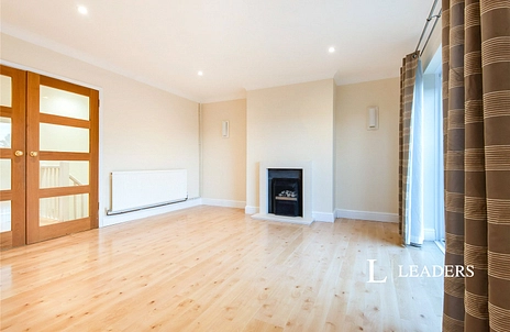 3 bedroom maisonette to rent - Hitchin Road, Shefford, Bedfordshire, SG17 - Property View 2