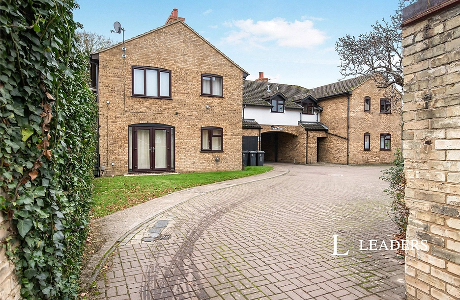 3 bedroom maisonette to rent - Hitchin Road, Shefford, Bedfordshire, SG17 - Property View 1