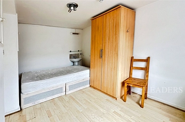 5 bedroom house to rent - Brendon Avenue, Luton, Bedfordshire, LU2