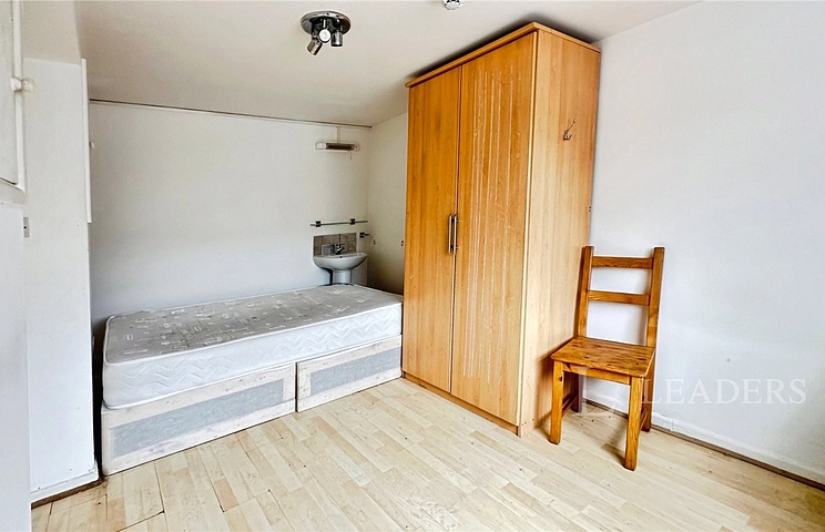 5 bedroom house to rent - Brendon Avenue, Luton, Bedfordshire, LU2