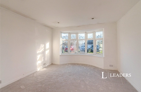 3 bedroom bungalow to rent - Fourth Avenue, Wickford, Essex, SS11 - Property View 2