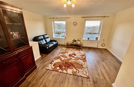 3 bedroom townhouse to rent - Downside Close, Eastbourne, East Sussex, BN20 - Property View 2