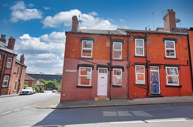 property to rent - Aviary Place, Leeds, West Yorkshire, LS12