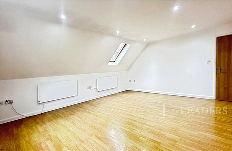 2 bedroom apartment to rent - Farley Hill, Luton, Bedfordshire, LU1 - Property View 2