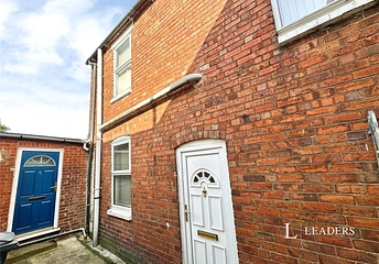 4 bedroom house to rent - Moat Road, Walsall, West Midlands, WS2 - Property View 1