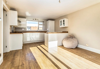 1 bed flat/apartment for rent in Cascades, Court Wood Lane, Croydon, CR0