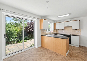 4 bedroom house to rent - Snowshill Close, Daventry, Northamptonshire, NN11 - Property View 1
