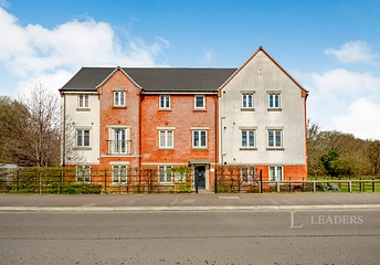 2 bedroom apartment to rent - Somerley Drive, Crawley, West Sussex, RH10 - Property View 1