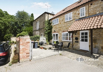 3 bed cottage for rent in Hall Drive, Canwick, Lincoln, Lincolnshire, LN4