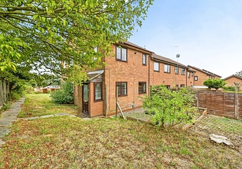 1 bed house for rent in Hedge End, Northampton, Northamptonshire, NN4
