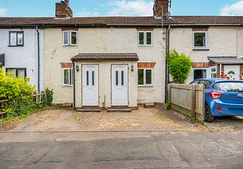 2 bed cottage for rent in Abbey Road, Bradwell, Milton Keynes, Buckinghamshire, MK13