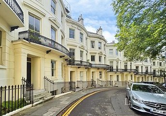 1 bedroom apartment to rent - Powis Square, Brighton, East Sussex, BN1 - Property View 1