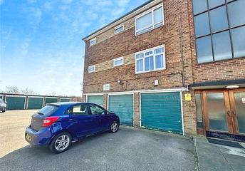2 bedroom apartment for sale - Cozens Road, Ware, Hertfordshire, SG12 - Property View 1