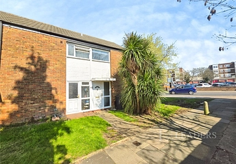 2 bedroom house for sale - Primrose Field, Harlow, CM18 - Property View 1