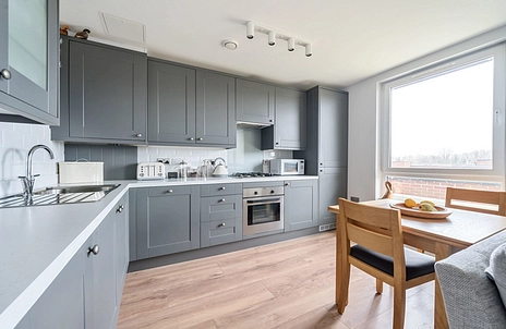 2 bedroom apartment for sale - Fosters Place, East Grinstead, West Sussex, RH19 - Property View 3