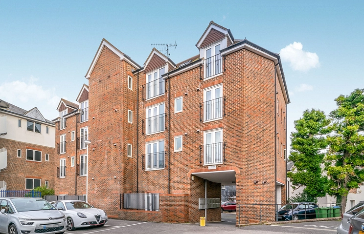 studio to rent - Springfield Road, Horsham, West Sussex, RH12