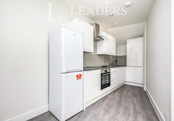 1 bedroom apartment to rent - Sycamore House, 40 High Street, Cranleigh, GU6 - Property View 1