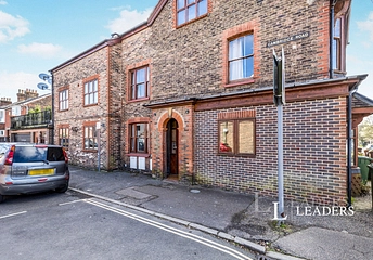 2 bedroom apartment to rent - New Street, Horsham, West Sussex, RH13 - Property View 1