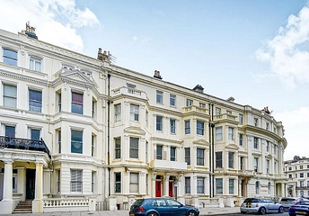 3 bedroom apartment to rent - St. Aubyns Gardens, Hove, BN3 - Property View 1