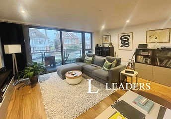 3 bedroom apartment to rent - Palmeira Avenue, Hove, East Sussex, BN3 - Property View 1