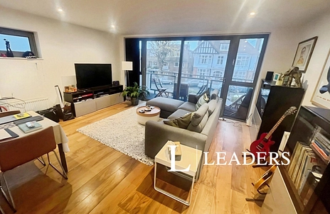 3 bedroom apartment to rent - Palmeira Avenue, Hove, East Sussex, BN3 - Property View 3