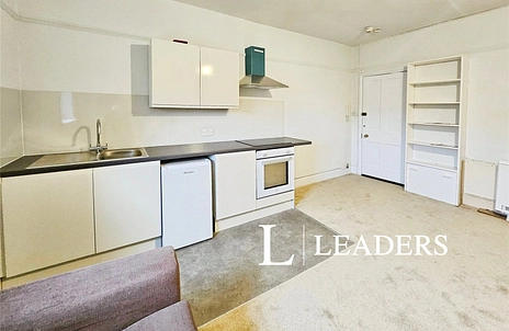 studio to rent - The Drive, Hove, East Sussex, BN3 - Property View 3