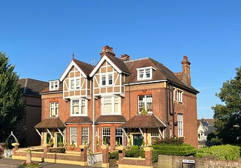 2 bedroom apartment to rent - The Drive, Hove, East Sussex, BN3 - Property View 1