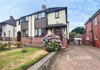 3 bed house for rent in Lincoln Avenue, Newcastle, ST5