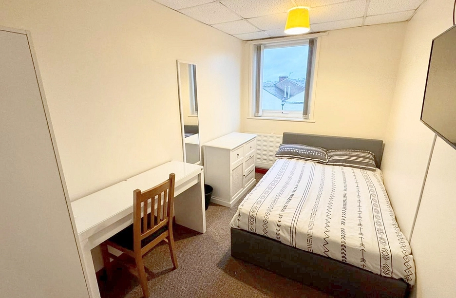 1 bedroom property to rent - Younger Street, Stoke-on-Trent, Staffordshire, ST4 - Property View 1