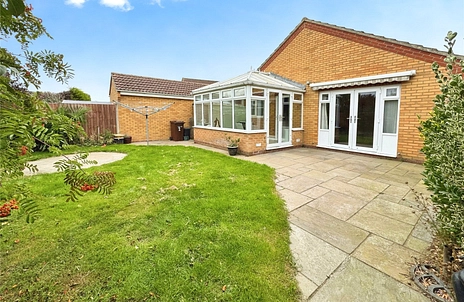 3 bedroom bungalow for sale - Thelma Drive, Clacton Road, Thorrington, Colchester, CO7 - Property View 2