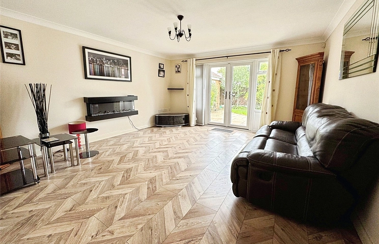 3 bedroom bungalow for sale - Thelma Drive, Clacton Road, Thorrington, Colchester, CO7