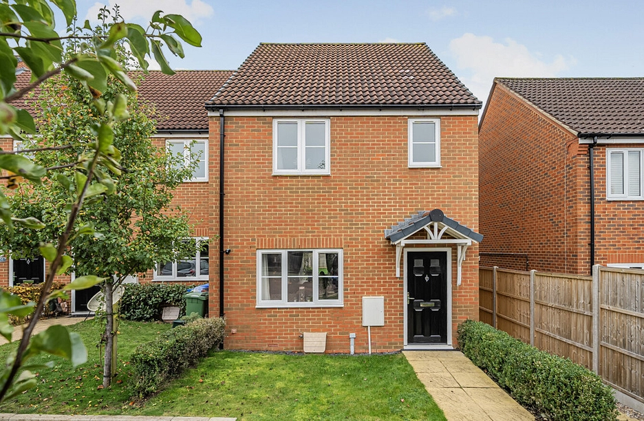 3 bedroom house for sale - Adams Close, Buckingham, Buckinghamshire, MK18 - Property View 1