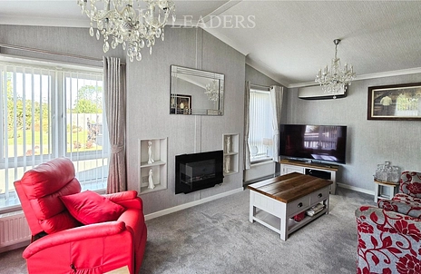 2 bedroom mobile home for sale - Evesham Road, Norton, Evesham, Worcestershire, WR11 - Property View 2