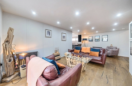 3 bedroom house for sale - Lenton Avenue, The Park, Nottingham, NG7 - Property View 2