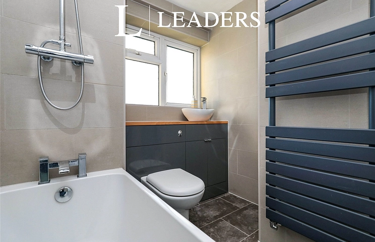 2 bedroom maisonette for sale - Nelson House, South Street, Gosport, PO12