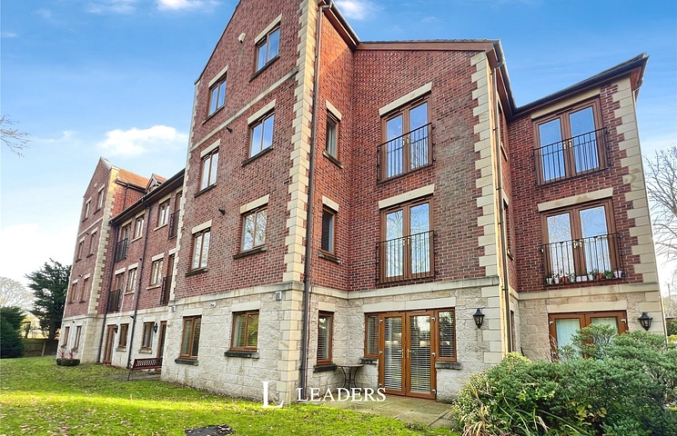 2 bedroom apartment for sale - Balmoral House, Villiers Road, Woodthorpe, Nottingham, NG5