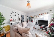 2 bedroom house for sale - Granville Road, Woking, GU22 - Property View 3