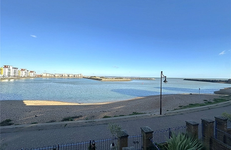 2 bedroom apartment for sale - Dominica Court, Eastbourne, East Sussex, BN23 - Property View 2