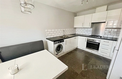 4 bedroom house for sale - Sentinel Close, St Johns, Worcestershire, WR2 - Property View 2