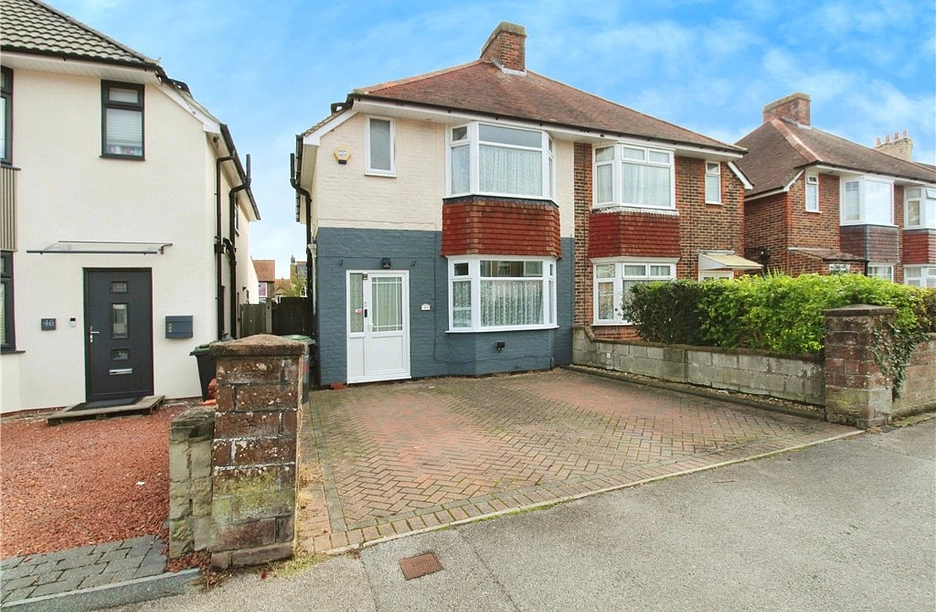 3 bedroom house for sale - Vale Grove, Gosport, Hampshire, PO12 - Property View 1