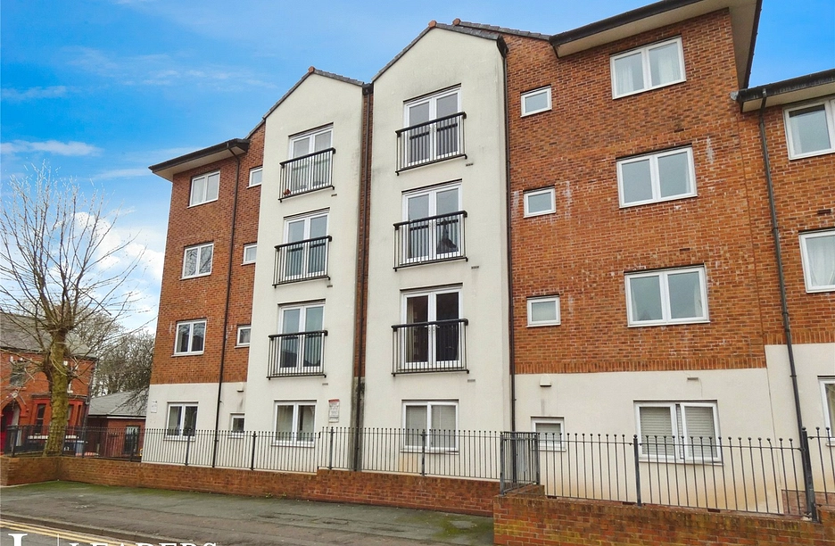 2 bedroom apartment for sale - Delamere Court, St. Marys Street, Crewe, Cheshire, CW1 - Property View 1