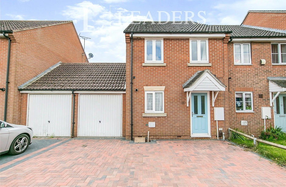 3 bedroom house for sale - Pipers Vale Close, Ipswich, Suffolk, IP3 - Property View 1