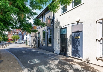 1 bed flat/apartment for rent in Eden Street, Kingston upon Thames, KT1