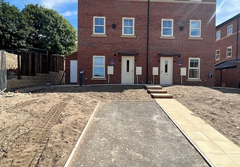 2 bedroom house to rent - Middleham Lane, Leeds, LS14 - Property View 1